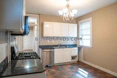 Mission Hill Spacious 6 bed 2 bath available NOW on Parker Hill Ave in Mission Hill!  Boston - $10,200