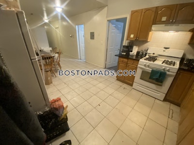 Mission Hill 3 Beds 1 Bath Boston - $4,100