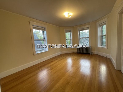 Cambridge 3 Beds 1 Bath  Porter Square - $3,800