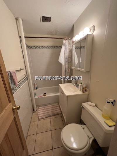 Allston 2 Bed, 1 Bath Unit Boston - $2,495 50% Fee