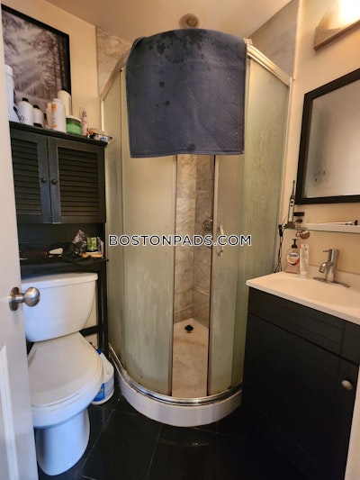 Dorchester/south Boston Border 3 Beds 2 Baths Boston - $3,200 No Fee