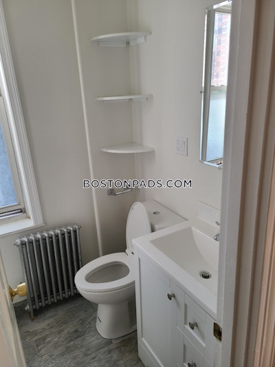 Allston 1 Bed 1 Bath Boston - $2,400 No Fee