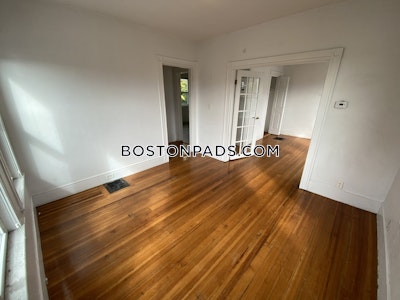 Somerville 4 Beds 1 Bath  Tufts - $3,600 No Fee