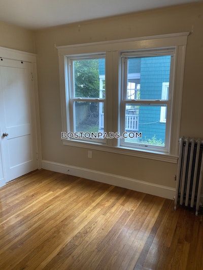 Medford 3 Bed 1 Bath MEDFORD  Tufts - $4,050