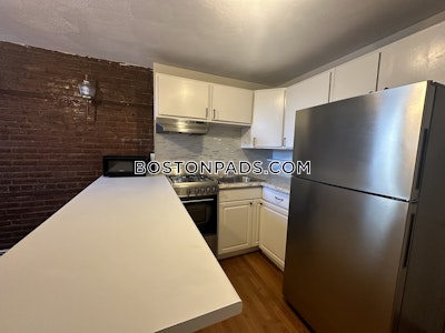 East Boston 2 Beds 1 Bath Boston - $2,525 No Fee