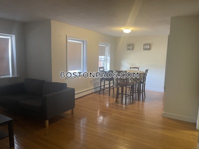 Brookline 2 Beds 1 Bath  Beaconsfield - $3,225 No Fee