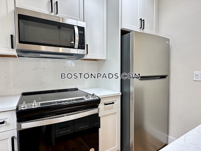 North End 2 Beds 1 Bath Boston - $4,400