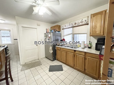 Dorchester Apartment for rent 3 Bedrooms 1 Bath Boston - $2,500 No Fee