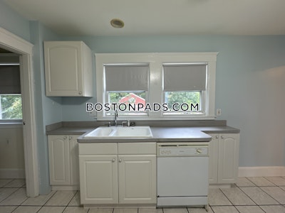 Brighton Nice 2 Bed 1 Bath on Union St. in Brighton Boston - $3,000