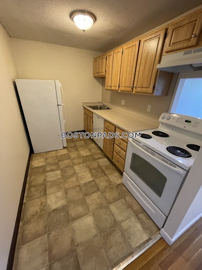 Cambridge 1 Bed 1 Bath CAMBRIDGE  Mt. Auburn/brattle/ Fresh Pond - $2,300 No Fee